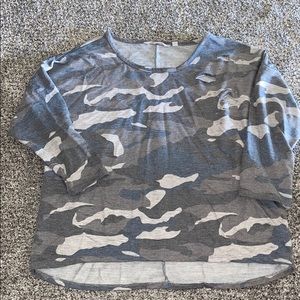 Stressed camo tee